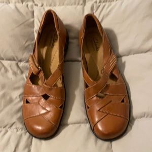 Clarks slip on leather flat shoe. Never worn. Size 8